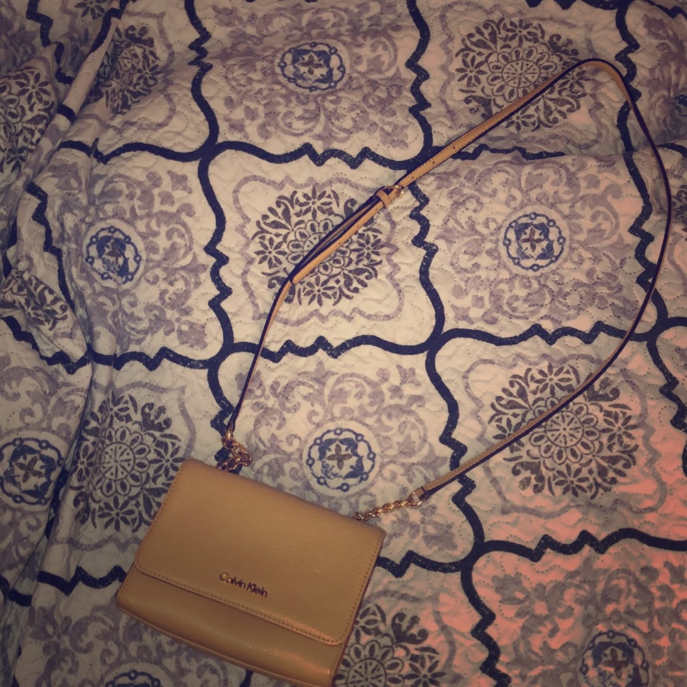Calvin Klein crossbody purse